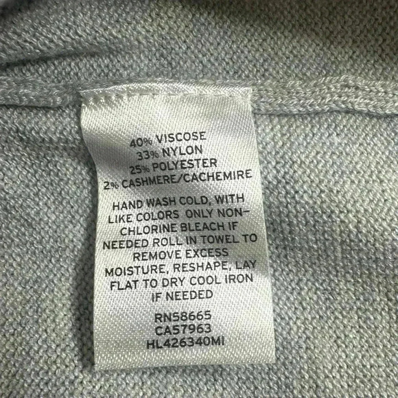 Chelsea 28 sweater mock turtleneck heather gray size small NWT - Picture 4 of 4